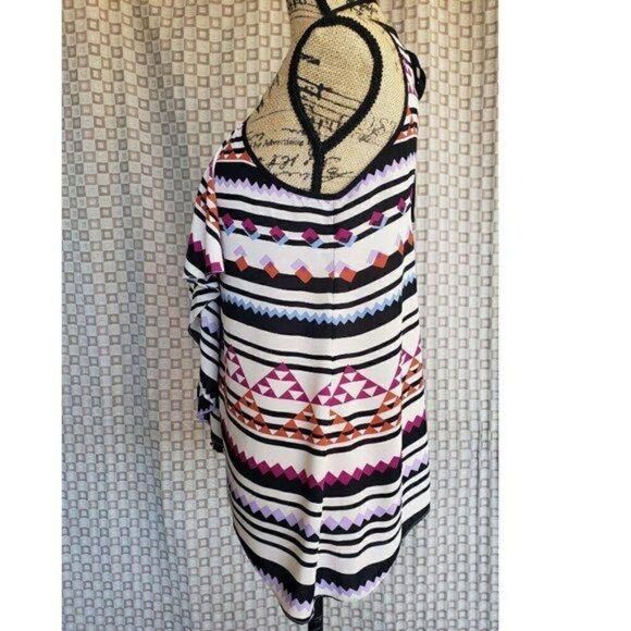 Women's Halter Sexy Open Front Low Cut Halter Tank Top XS NWOT - Picture 4 of 7